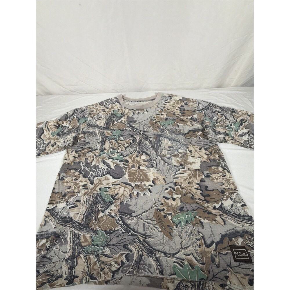 Vintage Walls Realtree Advantage Camo Short Sleeve Pocket Shirt - Sz. Runs Sm.